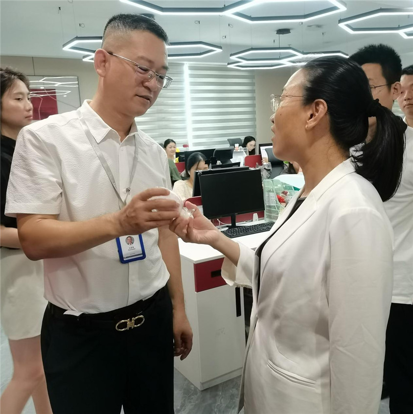 区辅导光临领导，合作助力自贸港